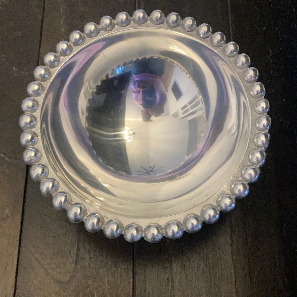 Mariposa string of pearls bowl